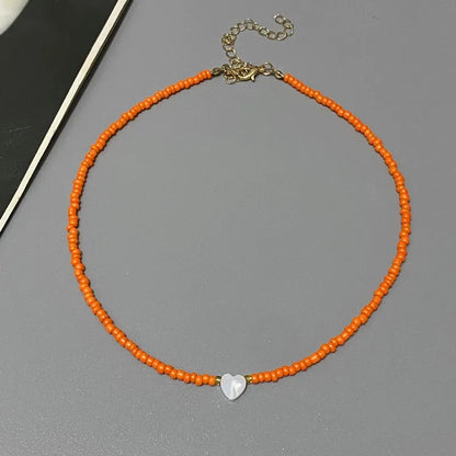 Collar Choker con Concha Natural y Dije de Corazón – Cuentas de Colores de Moda para Mujer y Niña