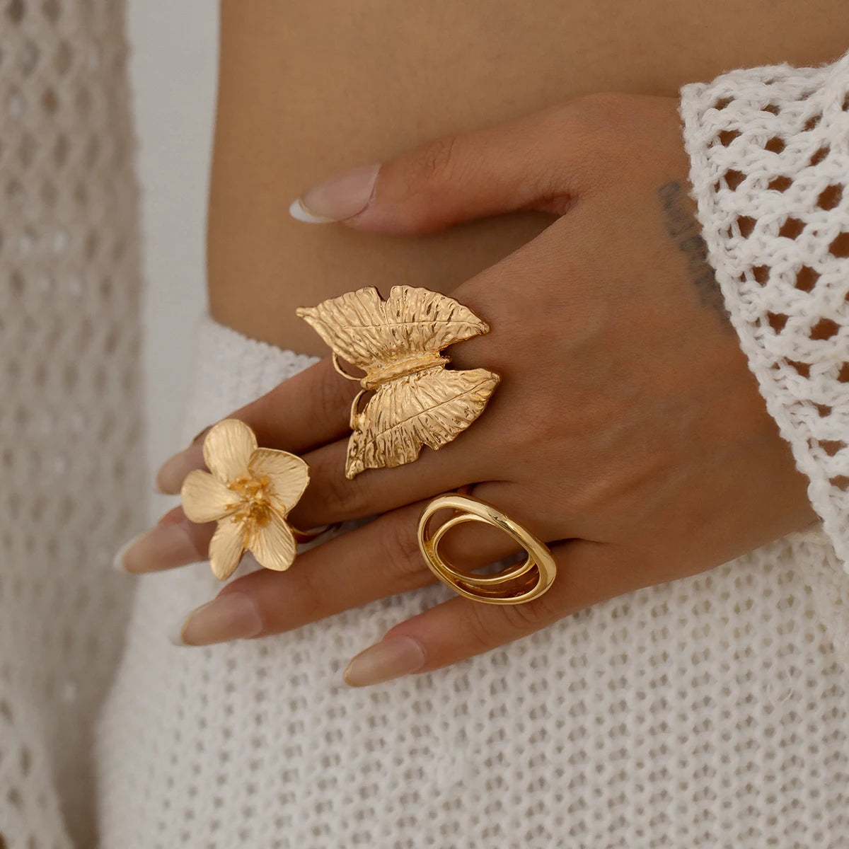 Anillo Boho Ajustable para Mujer – Diseño Creativo de Mariposas y Flores, Joyería de Moda 2025 Dorada o Plateada