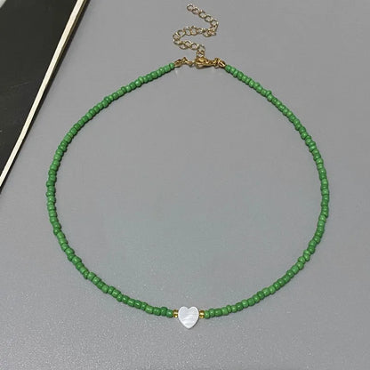 Collar Choker con Concha Natural y Dije de Corazón – Cuentas de Colores de Moda para Mujer y Niña