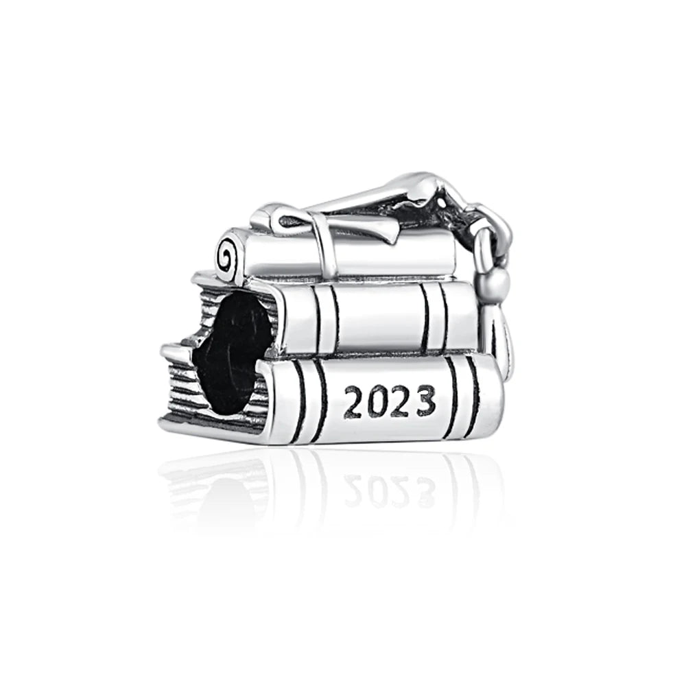 Charm colgante maestra plata 2023 – Abalorio en forma de cuaderno, lápiz y birrete para pulsera tipo Pandora mujer