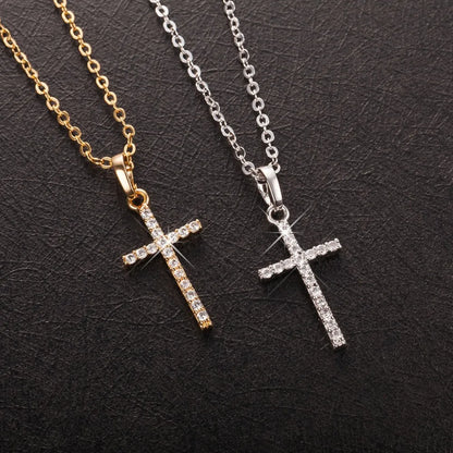 Collar con Colgante de Cruz Ajustable – Incrustaciones de Cristales, Elegante para Mujer