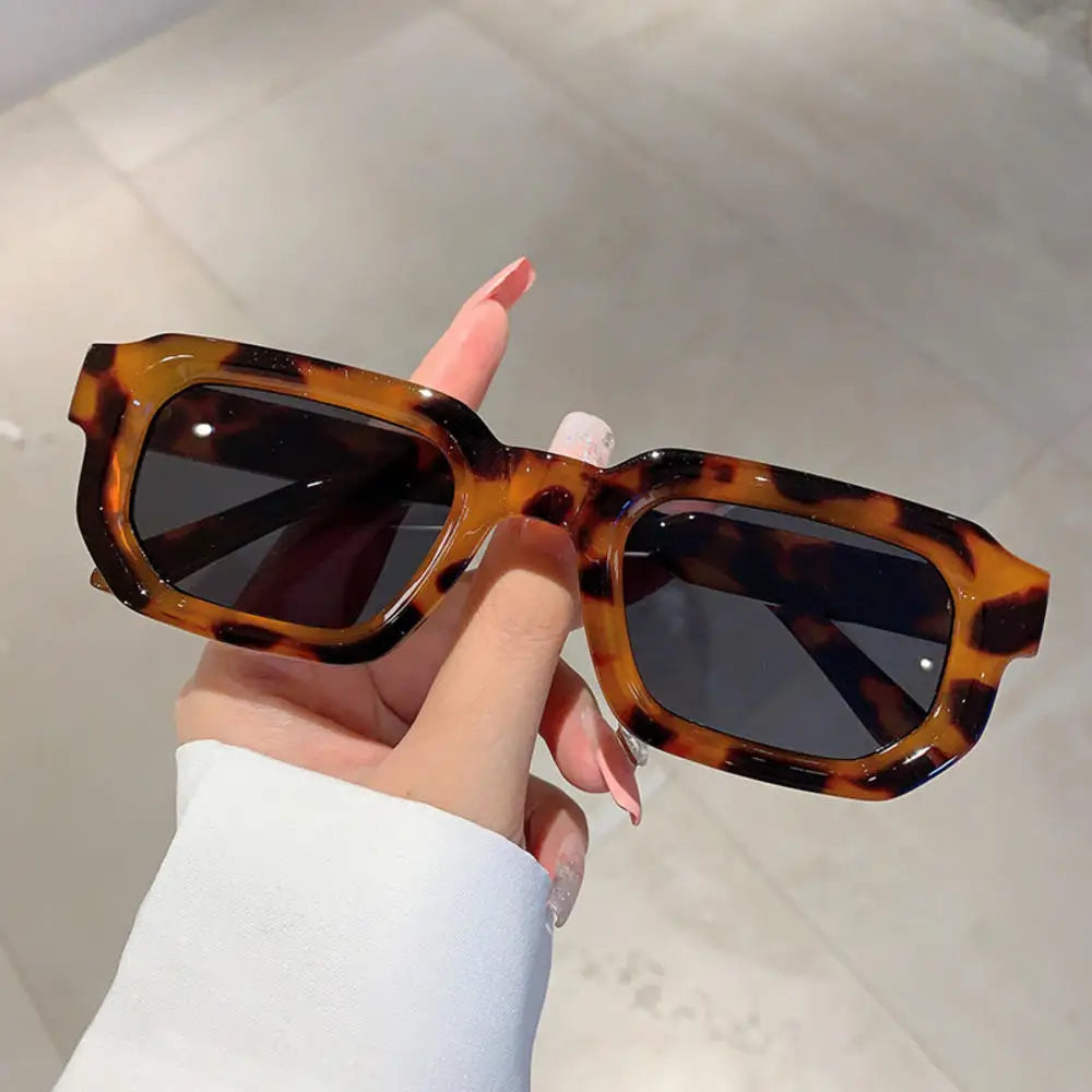 KLASSNUM Gafas de Sol Rectangulares Vintage | Retro Fashion UV400 Unisex Hombres y Mujeres