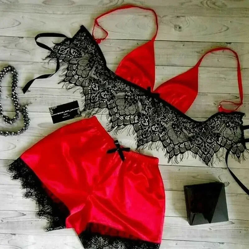 Conjunto Lencería Mujer 2025 | Bralette y Panty de Seda Satinada con Encaje