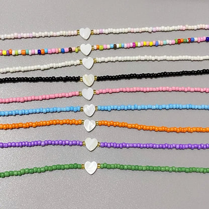Collar Choker con Concha Natural y Dije de Corazón – Cuentas de Colores de Moda para Mujer y Niña
