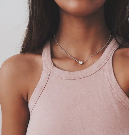 Collar Doble Capa con Mariposa Brillante – Cadena Delicada para Mujer, Joyería Elegante