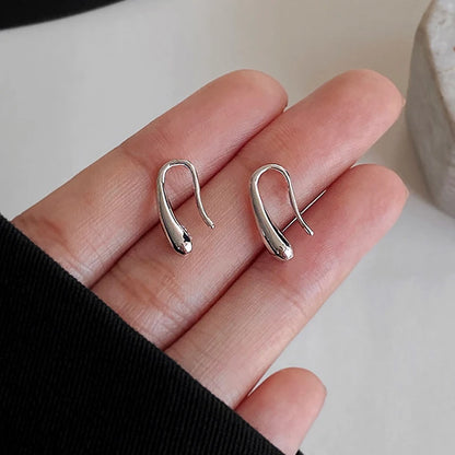 Aretes de Plata 925 en Forma de Gota – Pendientes Elegantes para Mujer, Estilo Minimalista y Retro