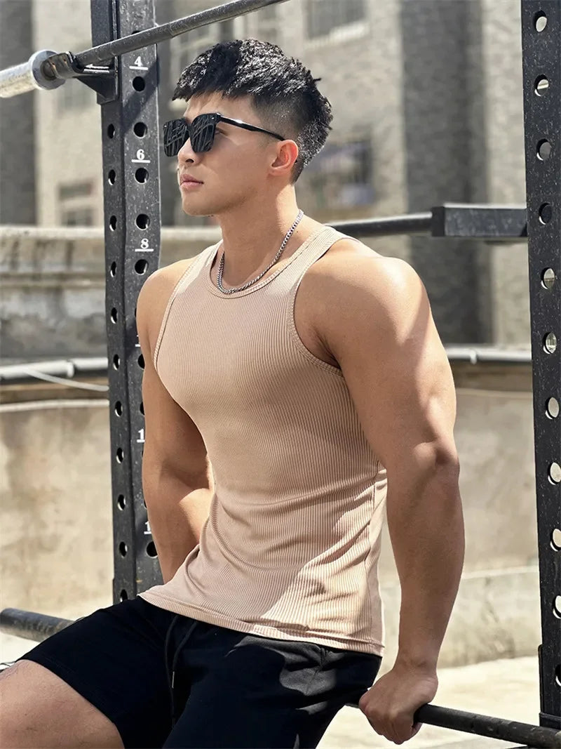 Tank Top Oversized de Hombre – Camiseta Sin Mangas, Cuello Redondo con Rayas Elásticas, Gym, Fitness, Running y Bodybuilding