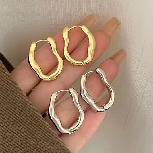 Pendientes Dorados Geométricos para Mujer | Aros Irregulares Modernos | Joyería de Fiesta con Estilo Personalizado