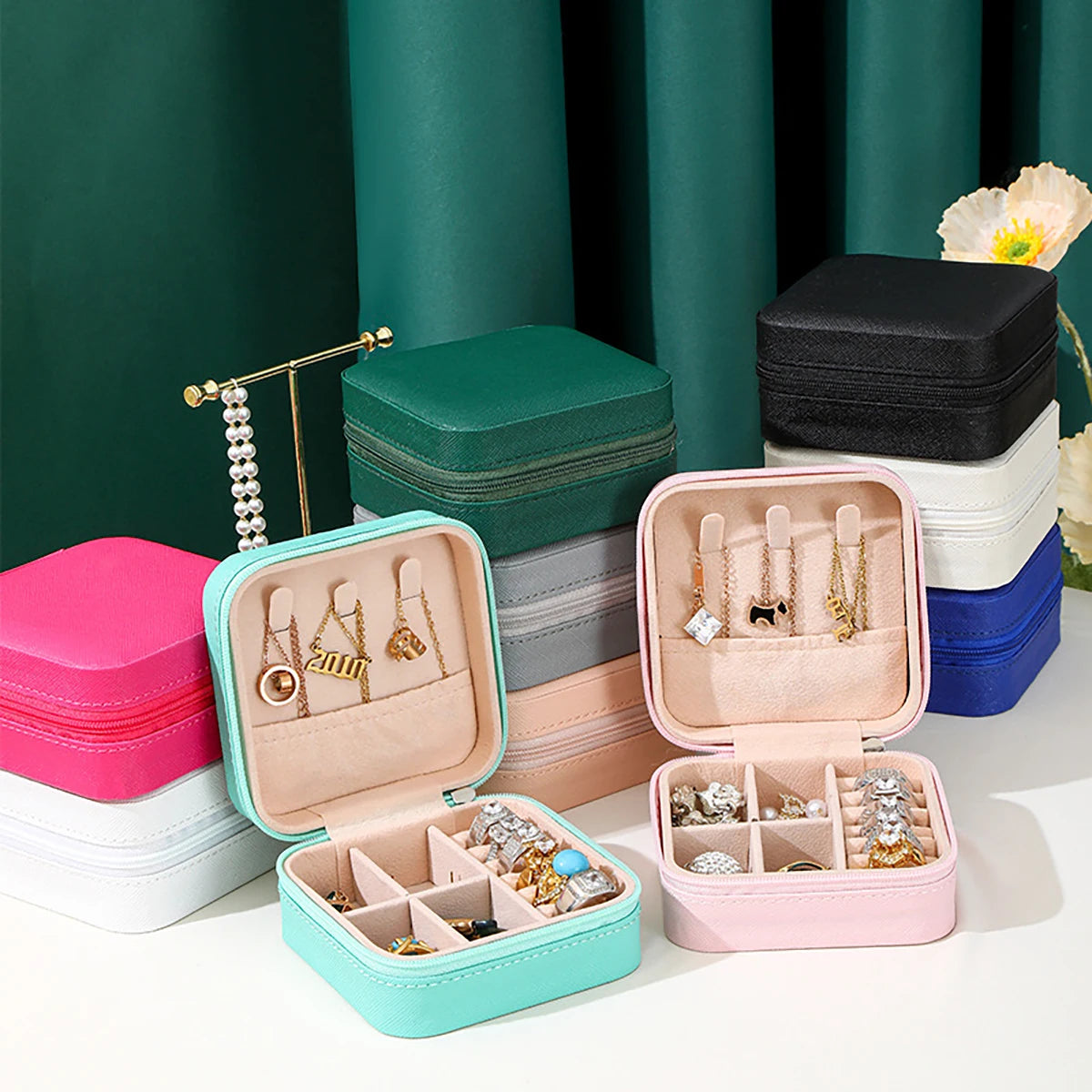 Estuche de Viaje para Joyería | Caja Organizadora de PU Leather | Mini Joyero Portátil para Anillos, Pendientes, Pulseras y Collares