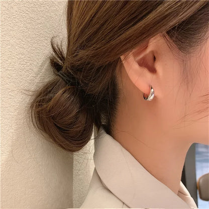 Aretes de Aro Huitan para Mujer | Joyería de Moda Sencilla y Versátil | Accesorios Elegantes para Uso Diario
